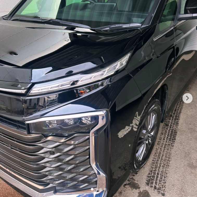 ✨【TOYOTA VOXY 磨き＆コーティング】✨